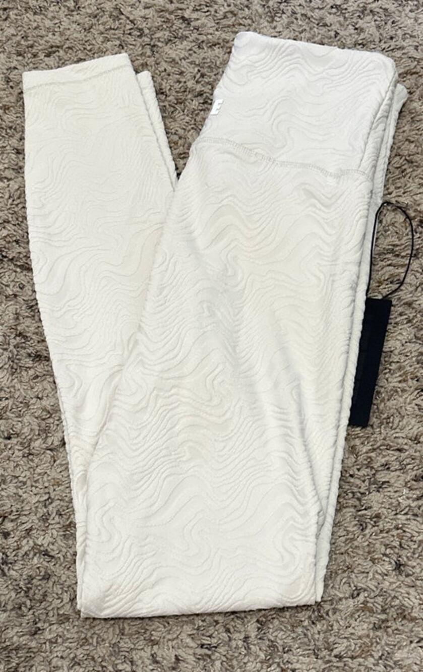 Life Time Ripple Compression 7/8 Legging Chalk Size XS New with tags